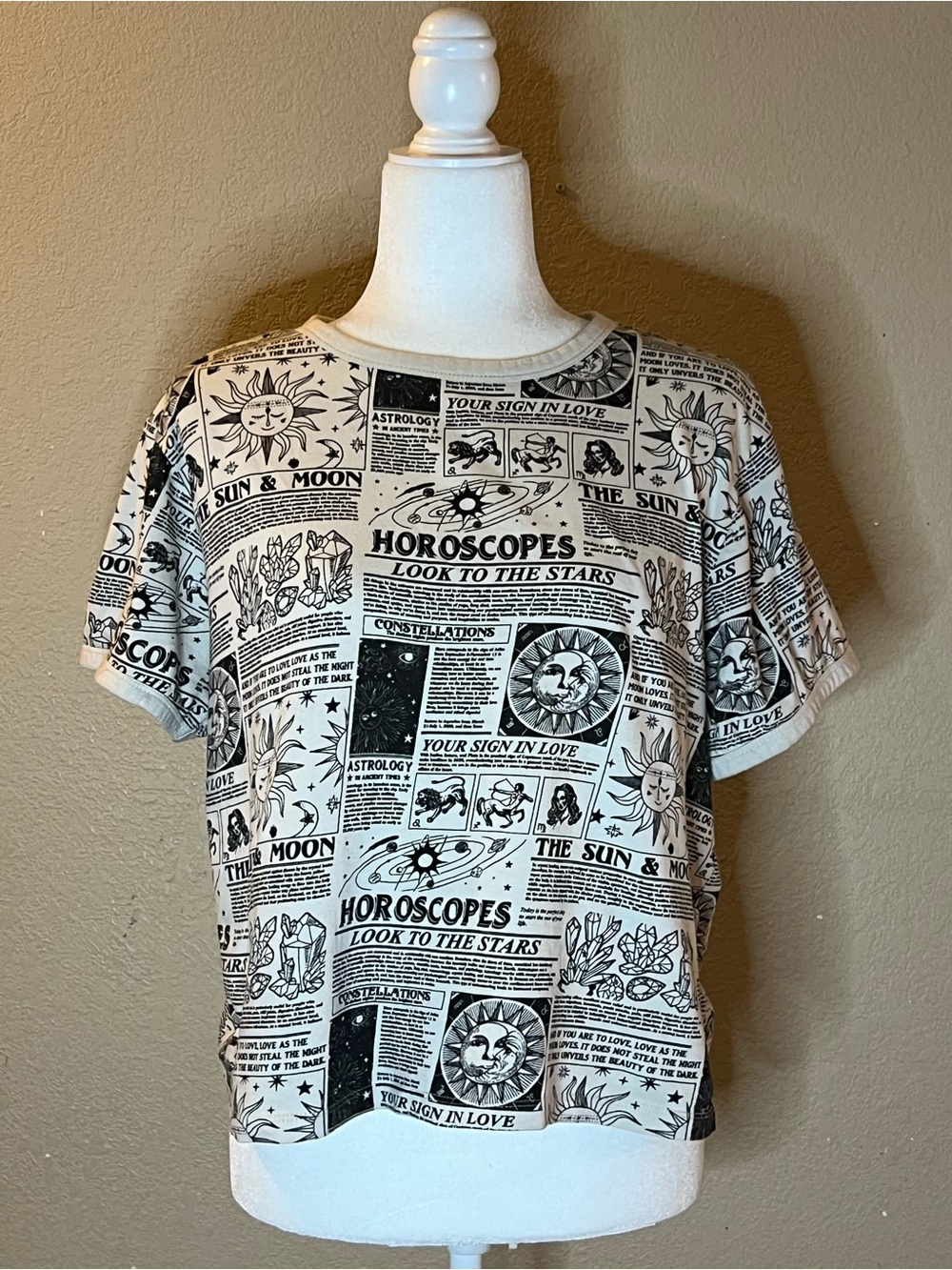 Horoscope Print Boxy Tee - Black & White